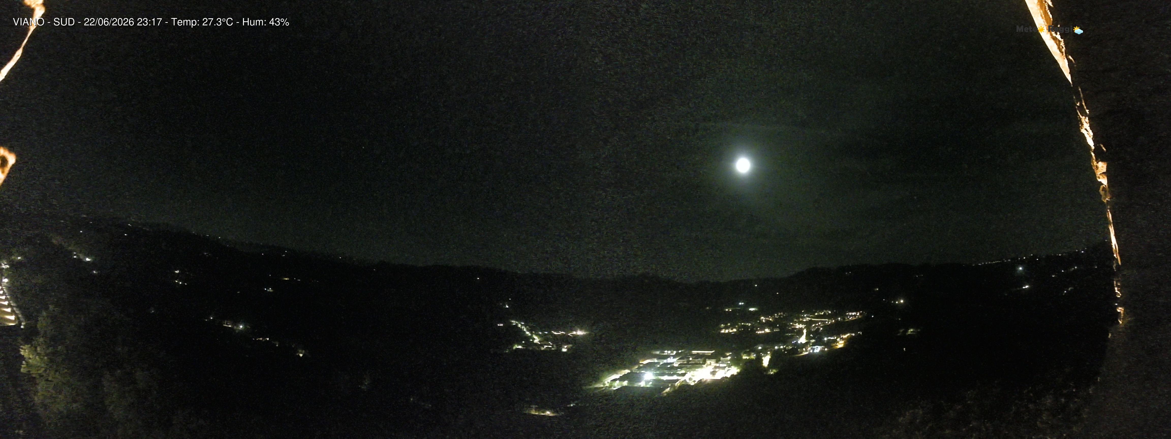 immagine della webcam nei dintorni di Baiso: webcam Viano