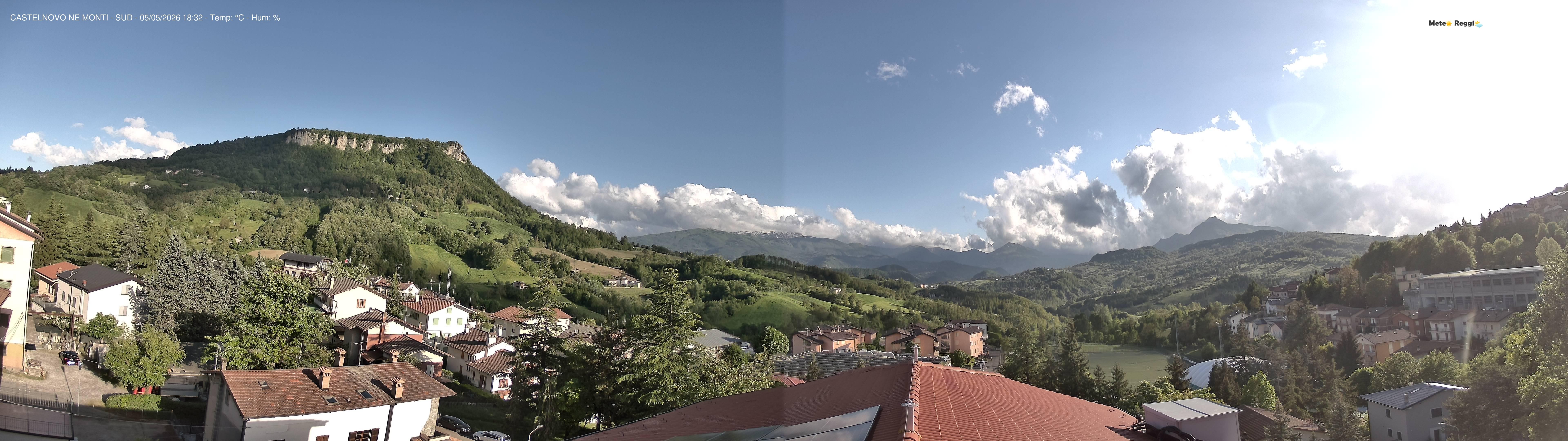immagine della webcam nei dintorni di Fornovo di Taro: webcam Castelnovo ne' Monti