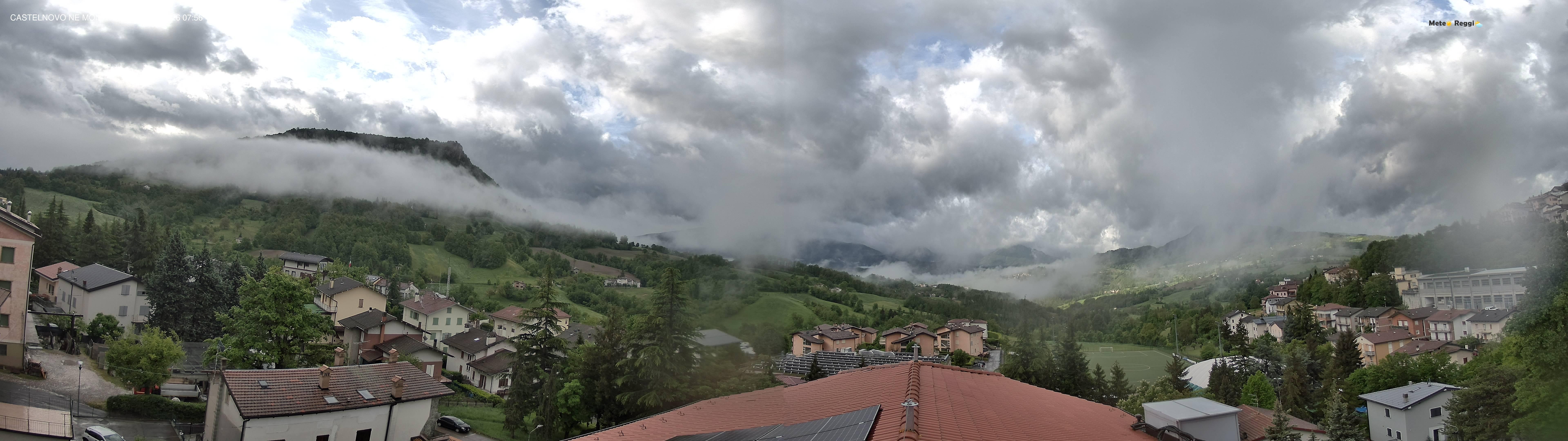 immagine della webcam nei dintorni di Fornovo di Taro: webcam Castelnovo ne' Monti