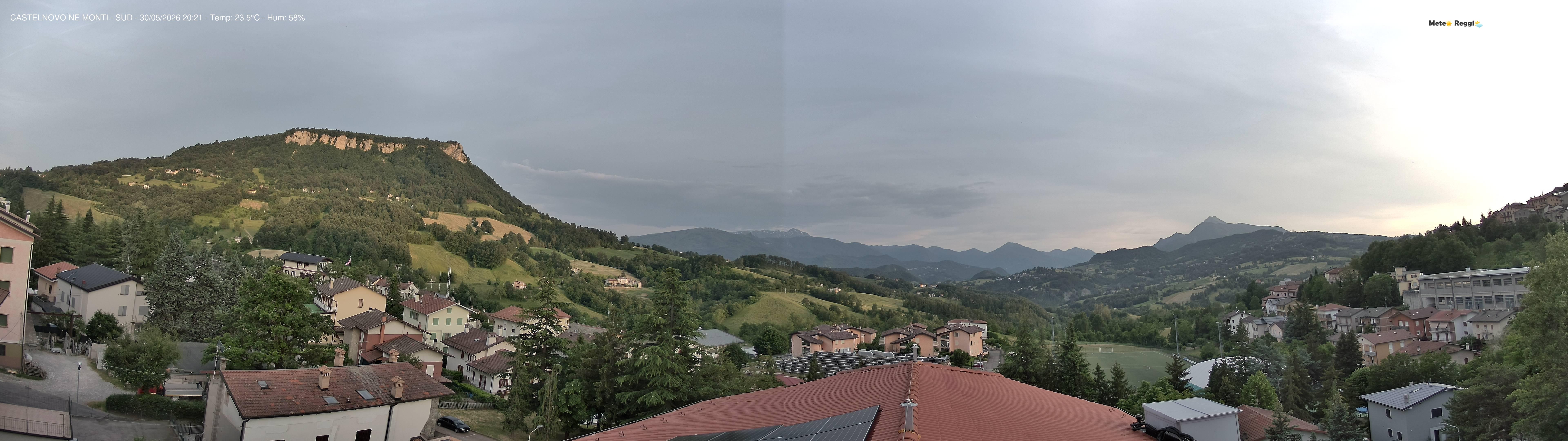 immagine della webcam nei dintorni di Casina: webcam Castelnovo ne' Monti