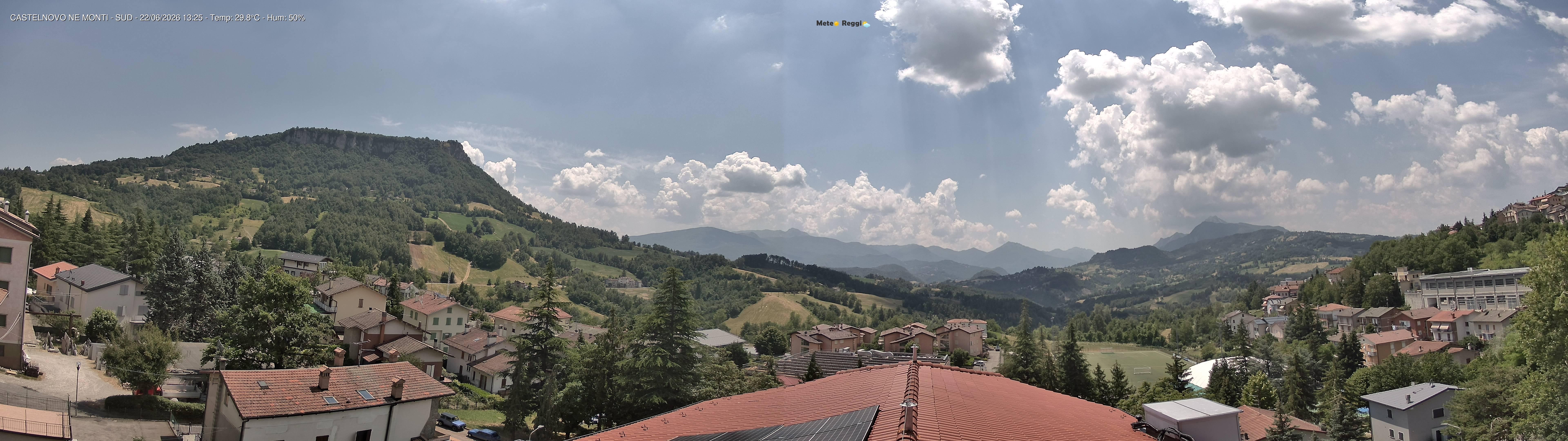 immagine della webcam nei dintorni di Langhirano: webcam Castelnovo ne' Monti