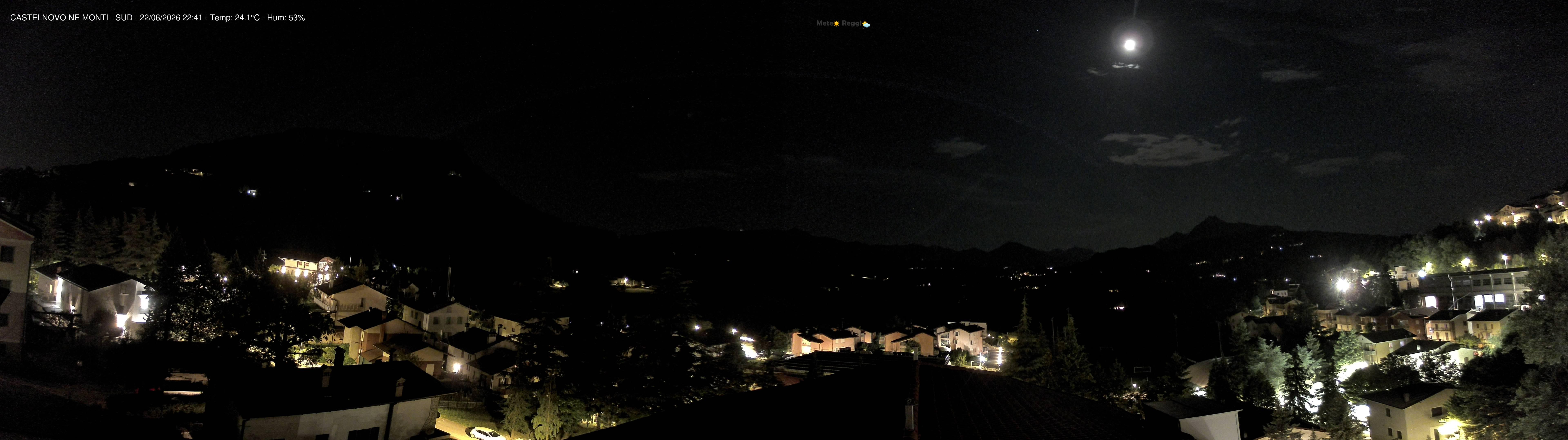 immagine della webcam nei dintorni di Fornovo di Taro: webcam Castelnovo ne' Monti
